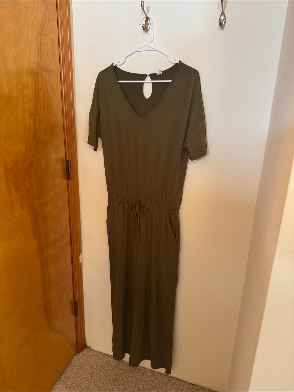 Casual Olive Green V-Neck Drawstring Jumpsuit